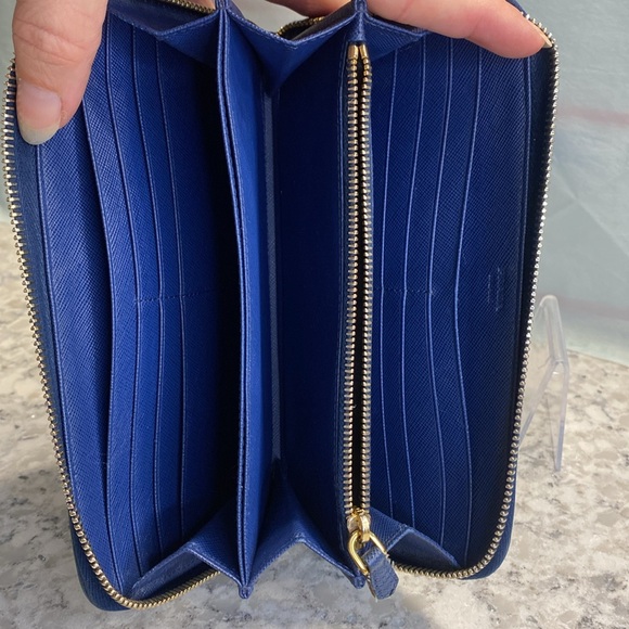 Prada Bow Wallet In Saffiano Leather EUC - Picture 6 of 16